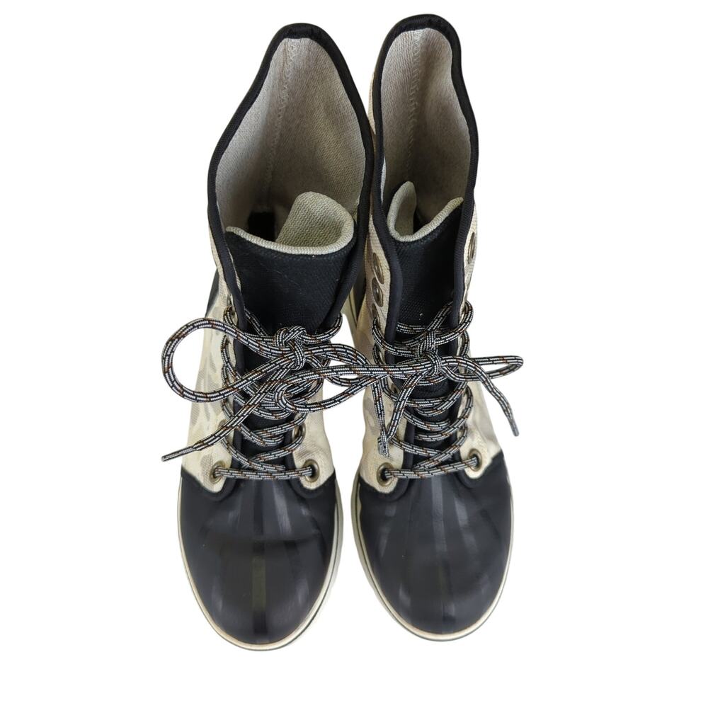 Sorel Women's Camouflage Lace Up Boots - Picture 4 of 8
